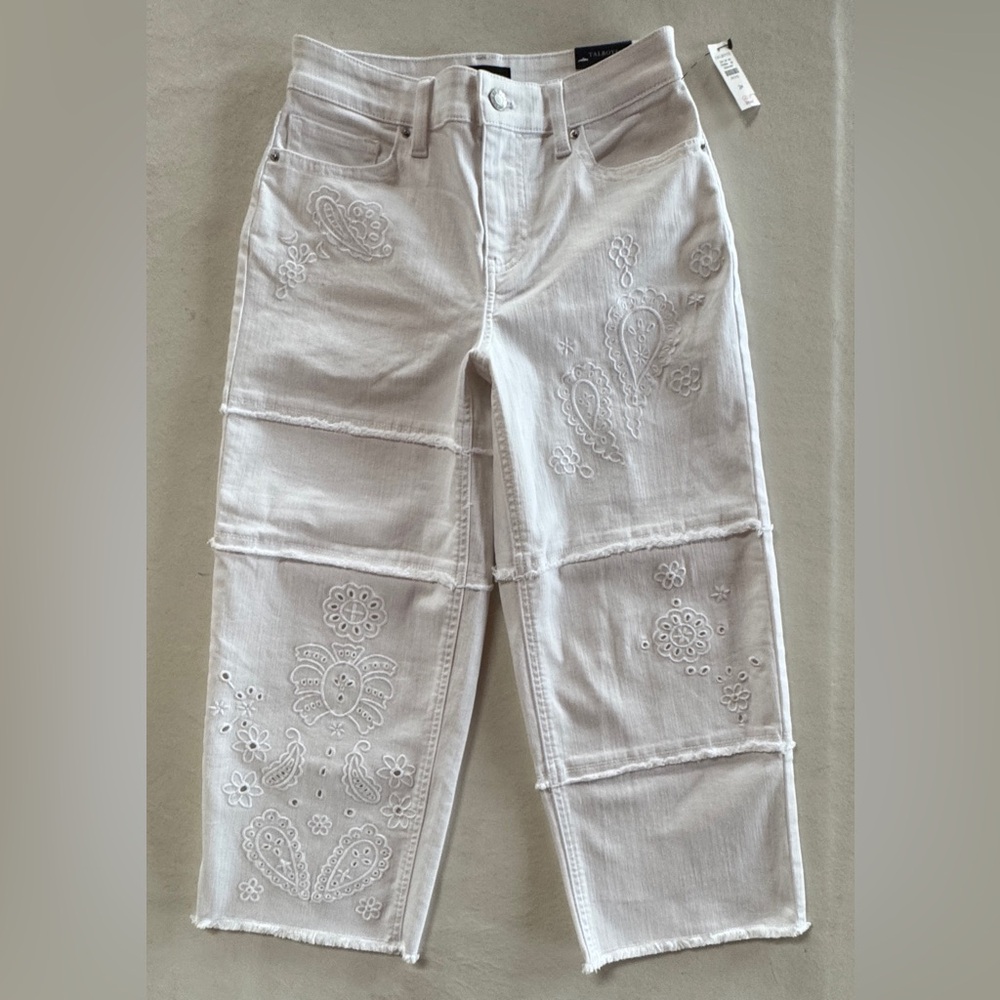 NWT TALBOTS PIECED EMBROIDERED WIDE LEG CROP JEANS WHITE (2P) - Picture 3 of 12